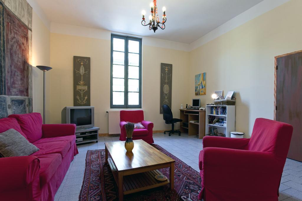 My Beaucaire Apartment บูแคร์ ภายนอก รูปภาพ