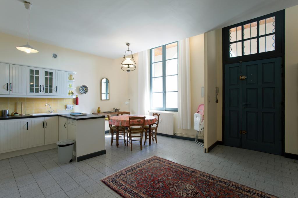 My Beaucaire Apartment บูแคร์ ภายนอก รูปภาพ